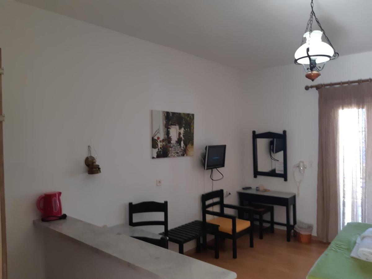 Pagali Hotel Ormos Aigialis Ngoại thất bức ảnh
