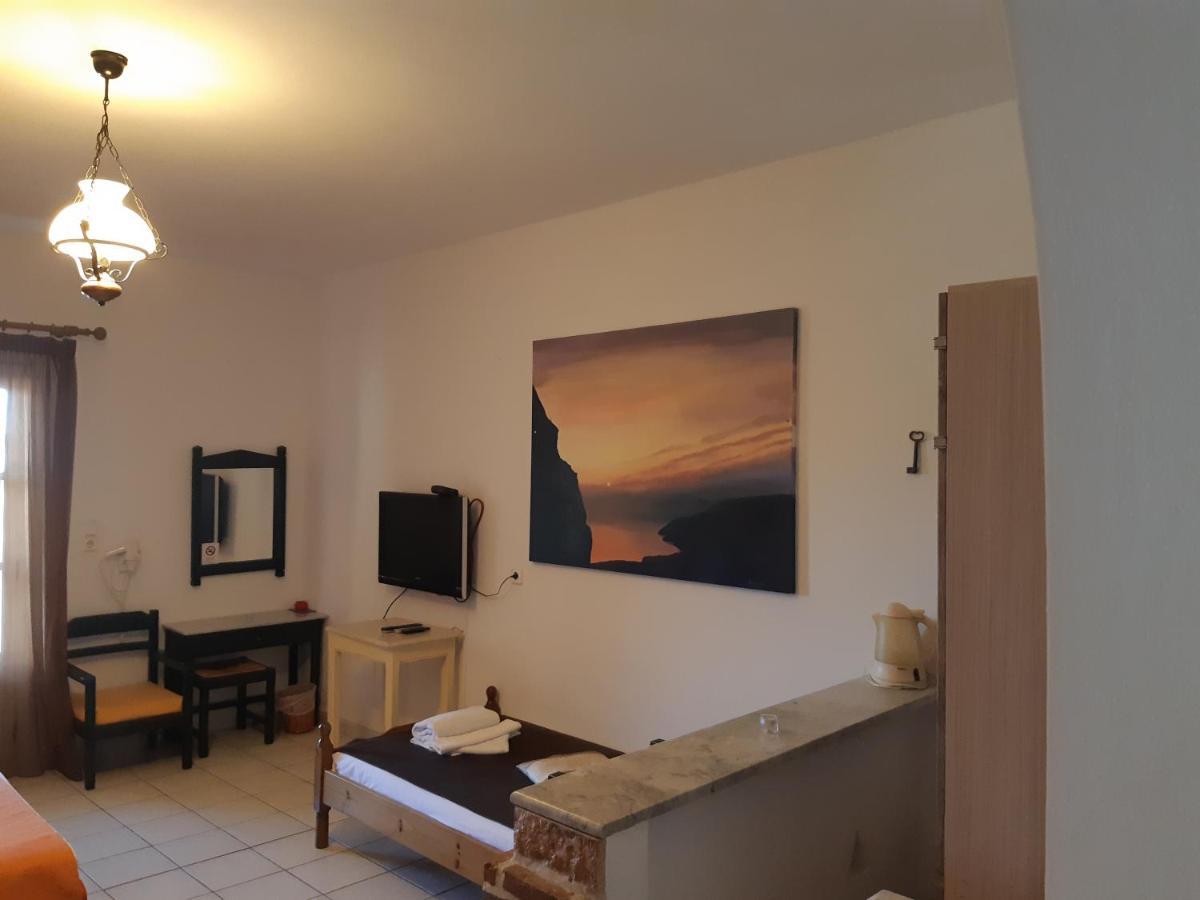Pagali Hotel Ormos Aigialis Ngoại thất bức ảnh