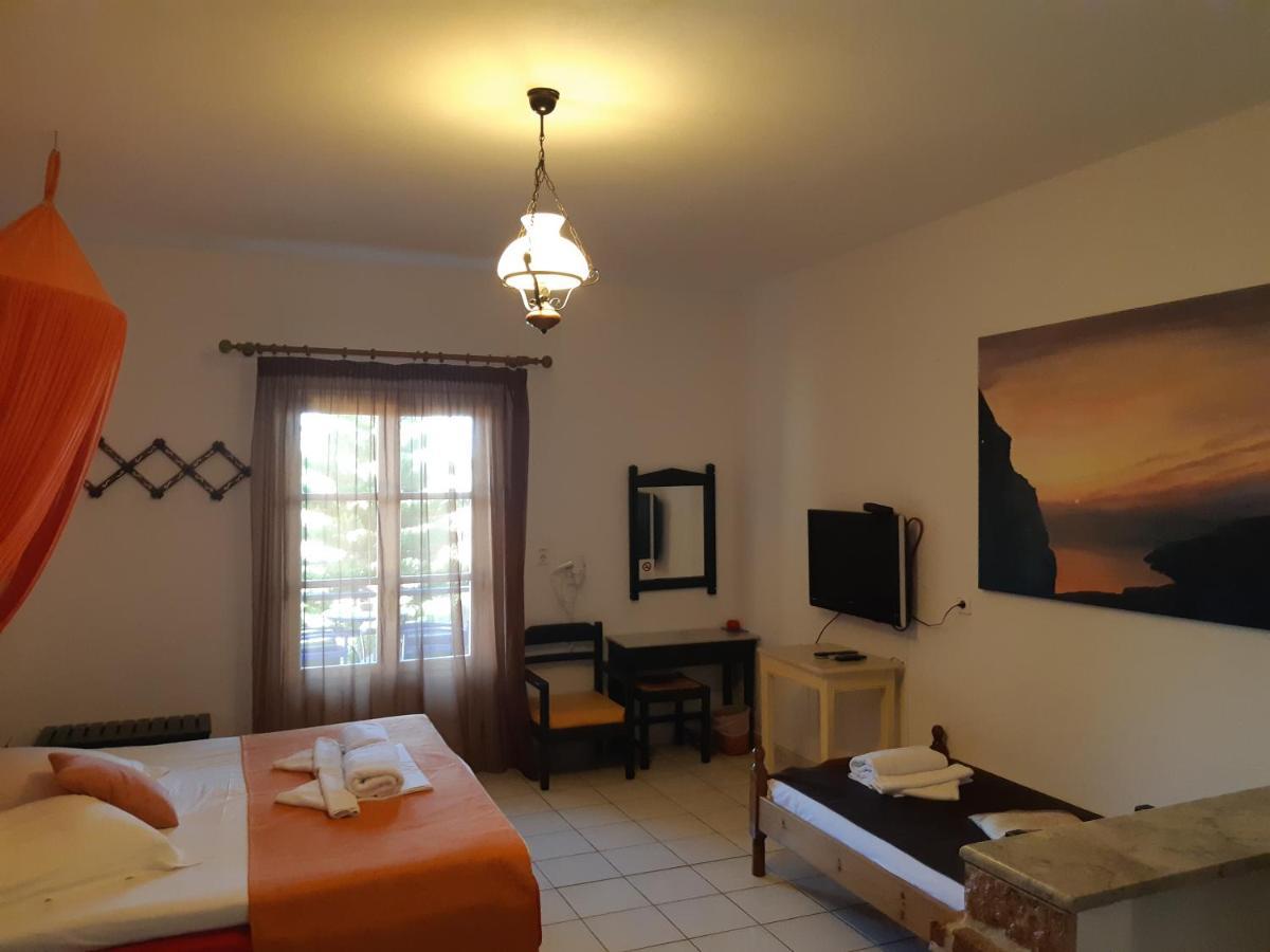 Pagali Hotel Ormos Aigialis Ngoại thất bức ảnh
